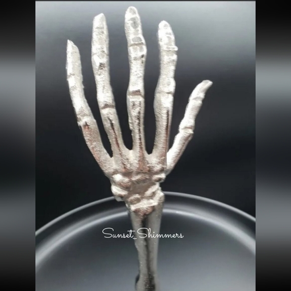 HALLOWEEN Metal Skeleton Hand 3 Tier Footed Serving Stand Appetizer Dessert Tray - Picture 7 of 12